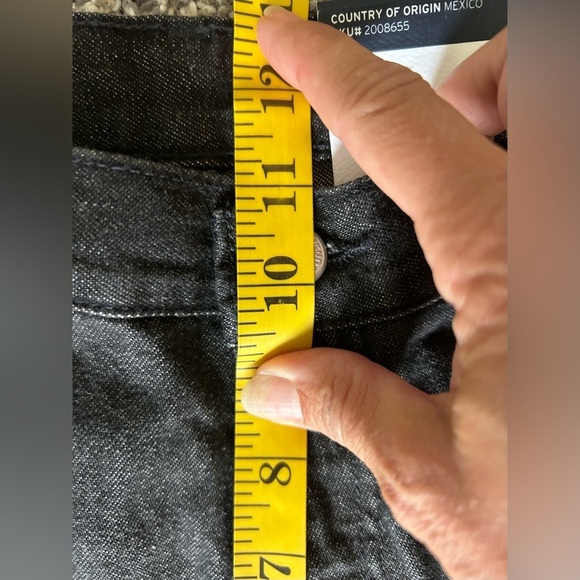 Land’s End NWT women’s black wash wide leg denim size 8P - Picture 7 of 9